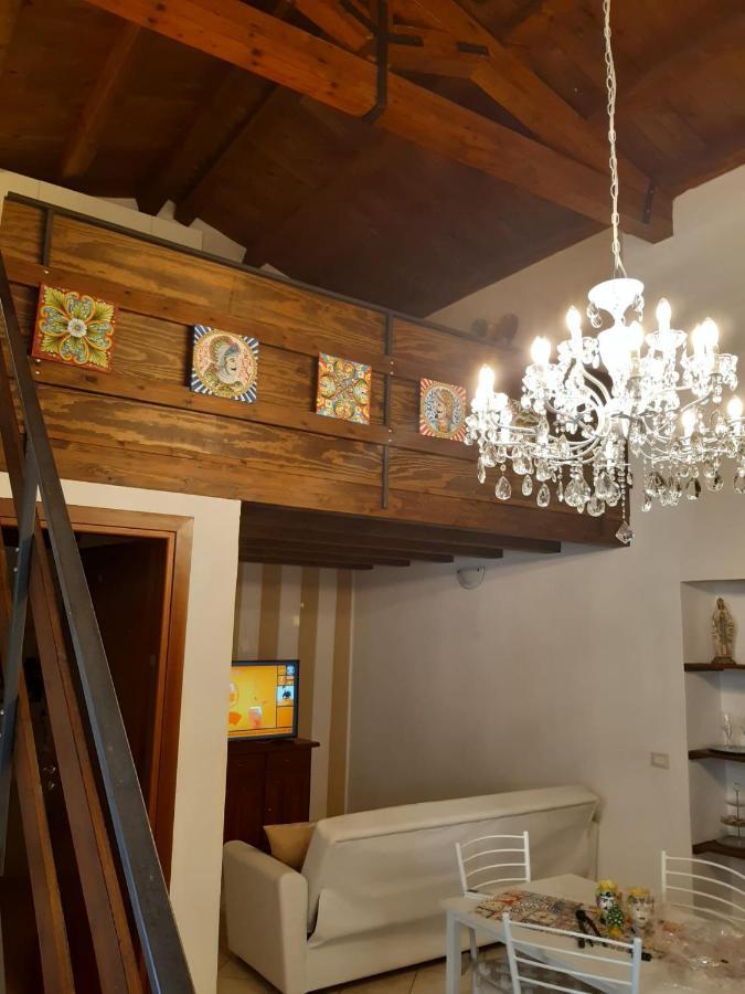 Вілла La Casa Di Sarah Syracuse Екстер'єр фото