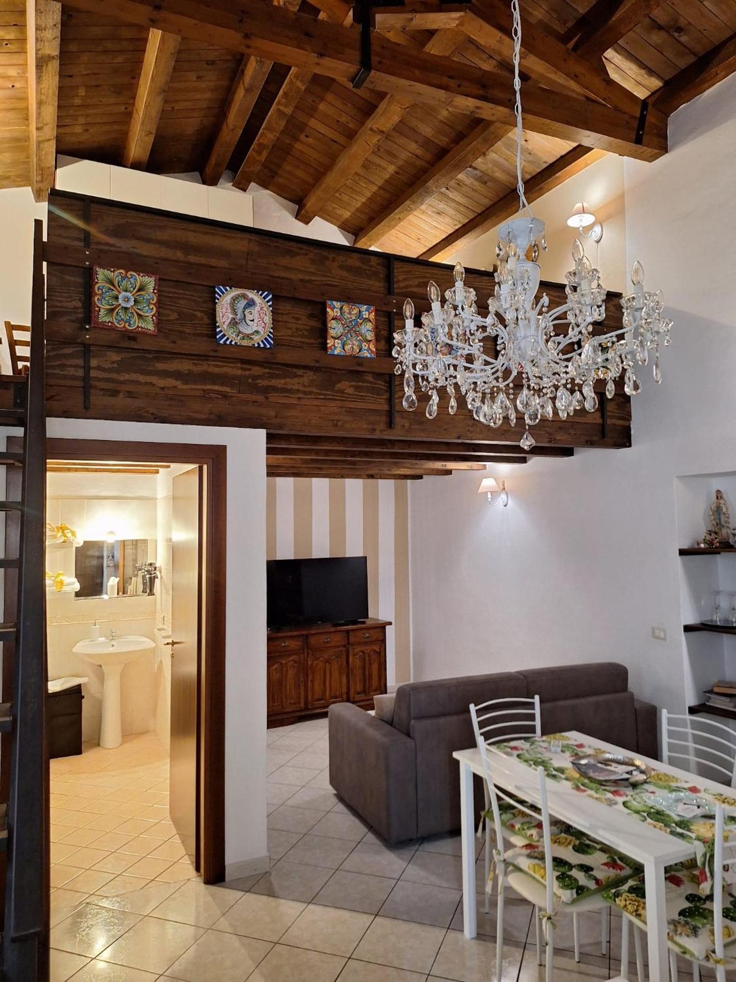 Вілла La Casa Di Sarah Syracuse Екстер'єр фото